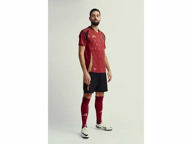 Gesigneerd rode duivels shirt - yannick carrasco - afbeelding 2 van  10