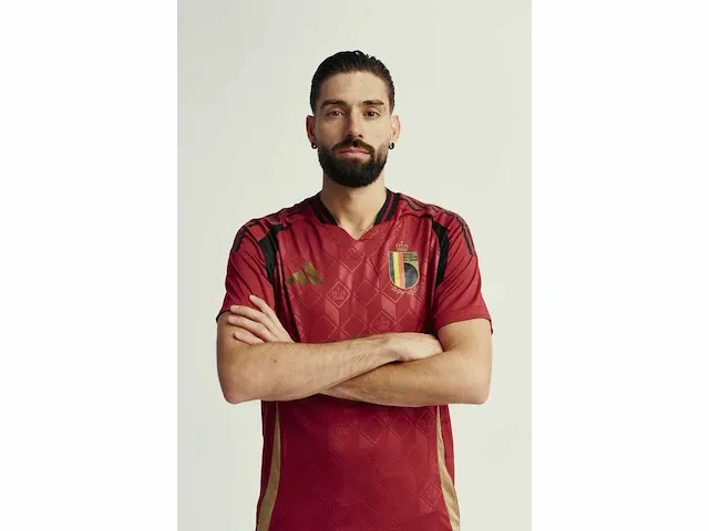 Gesigneerd rode duivels shirt - yannick carrasco - afbeelding 3 van  10
