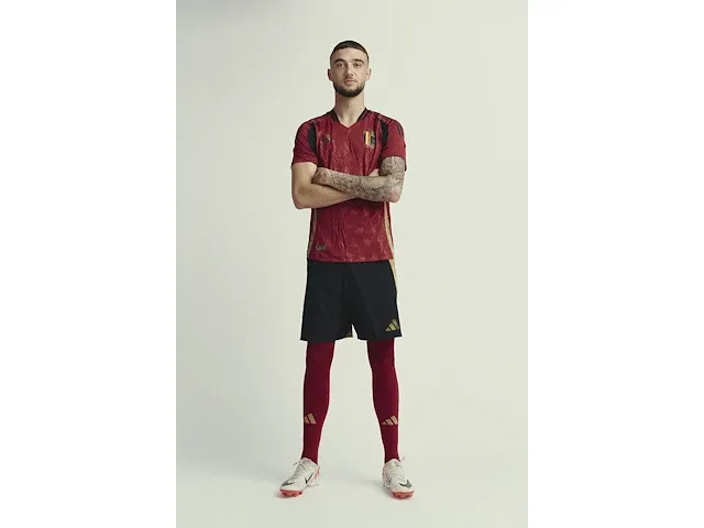 Gesigneerd rode duivels shirt - zeno debast - afbeelding 10 van  11