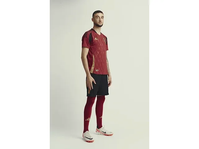 Gesigneerd rode duivels shirt - zeno debast - afbeelding 11 van  11