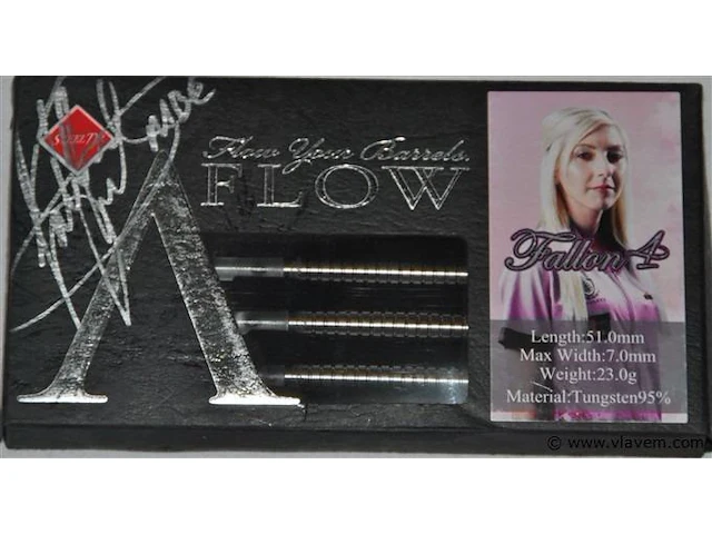 Gesigneerde set pijlen fallon sherrock - afbeelding 1 van  2