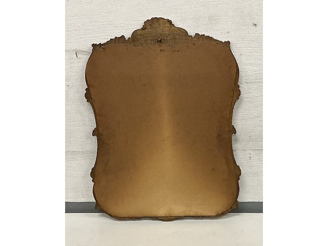 Geslepen spiegel met gesculpteerde kader - afbeelding 3 van  3