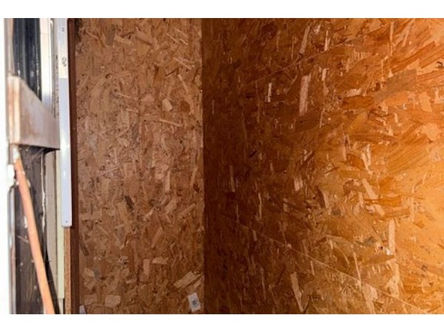 Gesloten aanhangwagen geremd knott - afbeelding 10 van  11