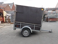Gesloten aanhangwagen - afbeelding 1 van  4