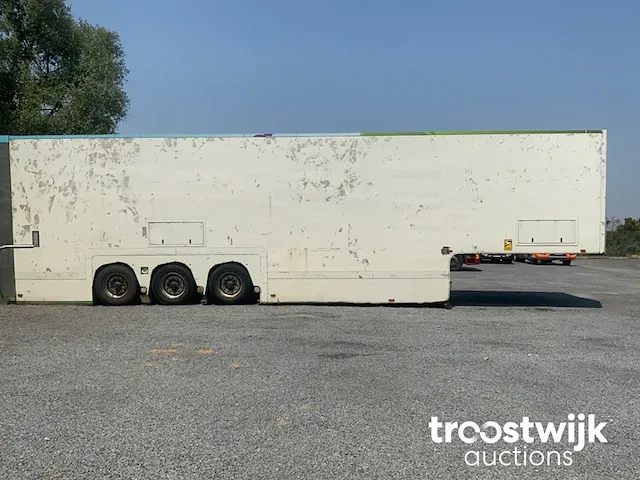 Gesloten dieplader - afbeelding 8 van  12