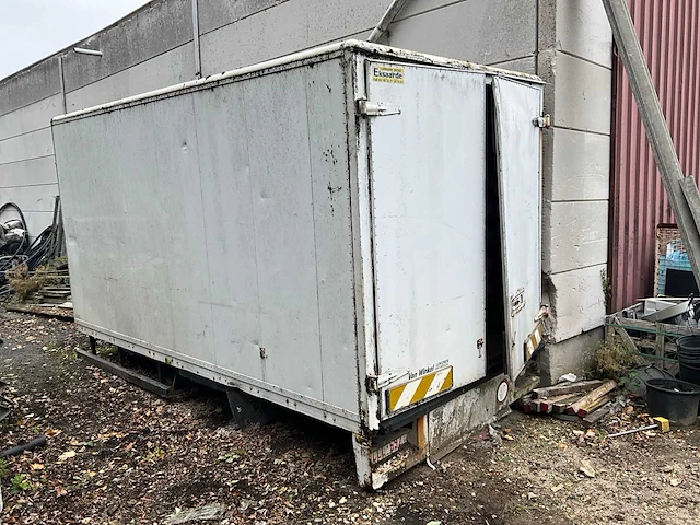 Gesloten opbouw kast - afbeelding 1 van  19