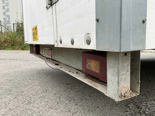 Gesloten werf-aanhangwagen - afbeelding 8 van  16