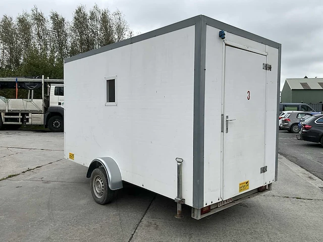 Gesloten werf-aanhangwagen - afbeelding 14 van  16