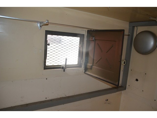 Gesloten werf container sama 410 004 afm. lengte 4,4m x breedte 2,2m x hoogte 2m - afbeelding 9 van  16