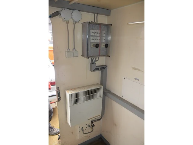 Gesloten werf container sama 410 004 - afbeelding 11 van  16