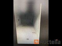 Gesloten zeecontainer - afbeelding 6 van  6