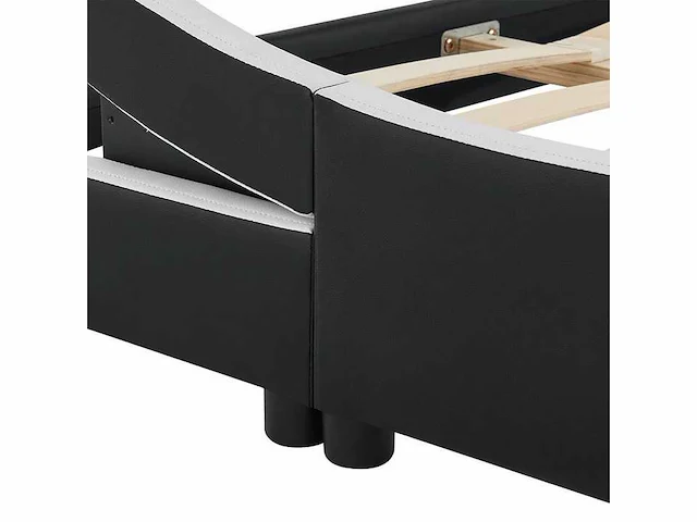 Gestoffeerd bed 140x200cm met led verlichting en lattenbodem - afbeelding 6 van  8