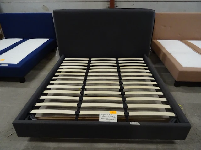 Gestoffeerd bed blueground - afbeelding 1 van  7