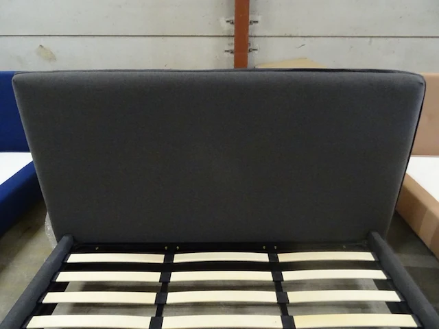 Gestoffeerd bed blueground - afbeelding 2 van  7