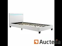 Gestoffeerd bed met led verlichting en boxspring 90 x 200 - afbeelding 5 van  5