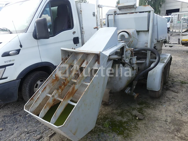 Getrokken betonpomp - afbeelding 5 van  15