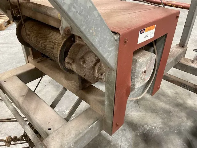 Getrokken bouwlift - afbeelding 6 van  7