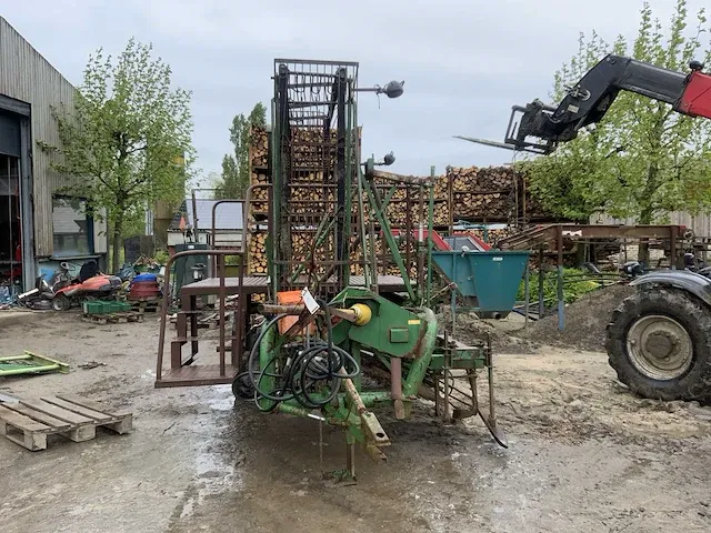 Getrokken knolselder rooier - afbeelding 2 van  8
