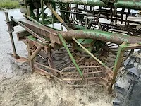 Getrokken knolselder rooier - afbeelding 7 van  8