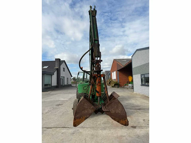 Getrokken landbouwkraan - afbeelding 14 van  16