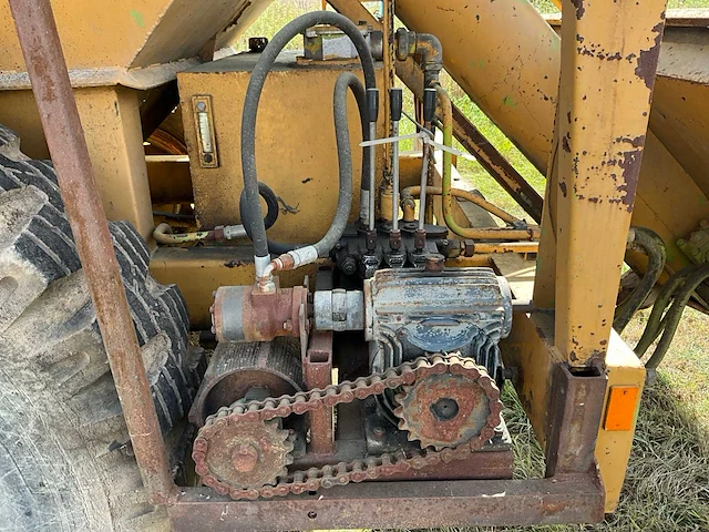 Getrokken maalmachine - afbeelding 16 van  32