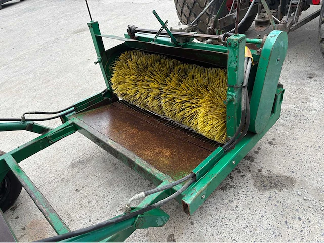 Getrokken veegmachine - afbeelding 5 van  9
