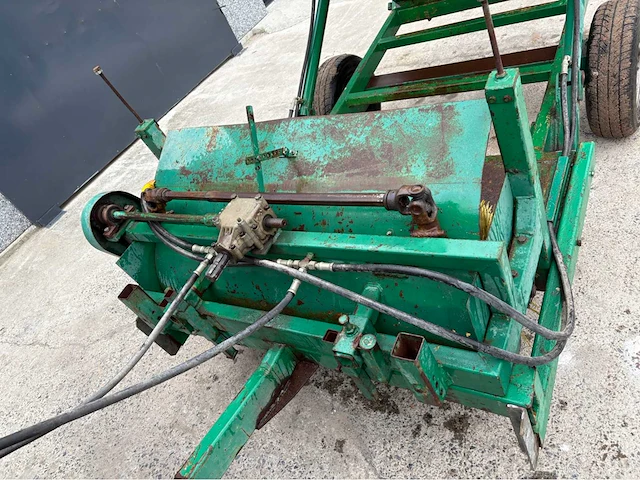 Getrokken veegmachine - afbeelding 7 van  9