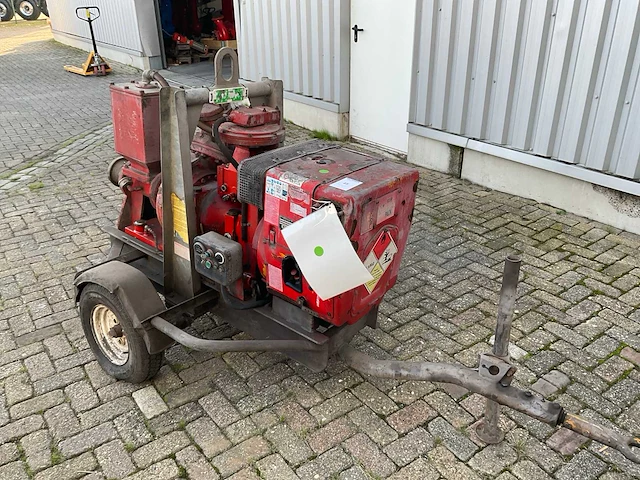 Getrokken waterpomp - afbeelding 3 van  9