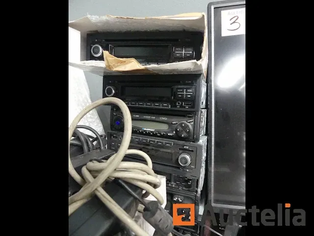 Gevarieerde computerapparatuur - afbeelding 6 van  17