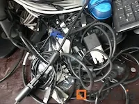 Gevarieerde computerapparatuur - afbeelding 7 van  17