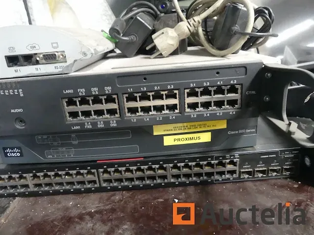 Gevarieerde computerapparatuur - afbeelding 12 van  17