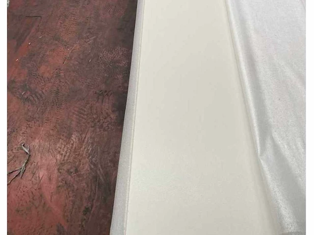 Gevelbekleding board c07 krijtwit 2.50m x 40cm 19st - afbeelding 1 van  3