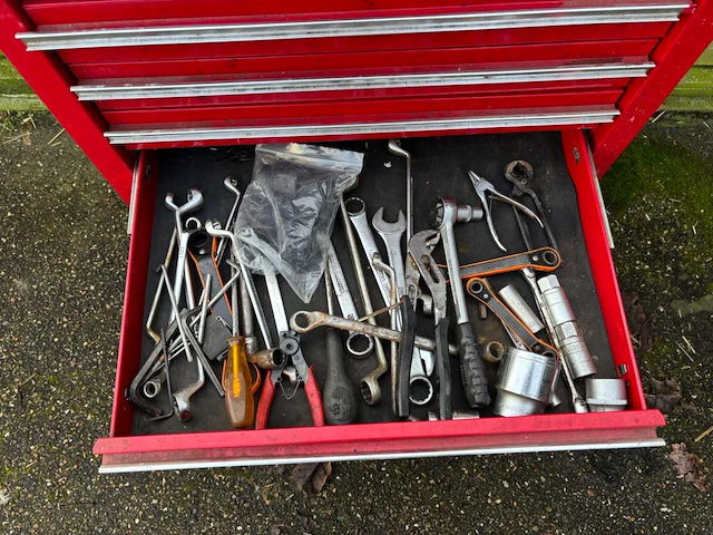 Gevulde gereedschapswagen - afbeelding 5 van  10