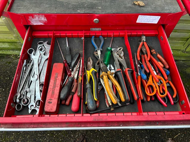 Gevulde gereedschapswagen - afbeelding 10 van  10