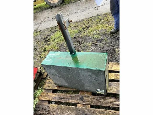 Gewicht voor frontlader - afbeelding 1 van  4