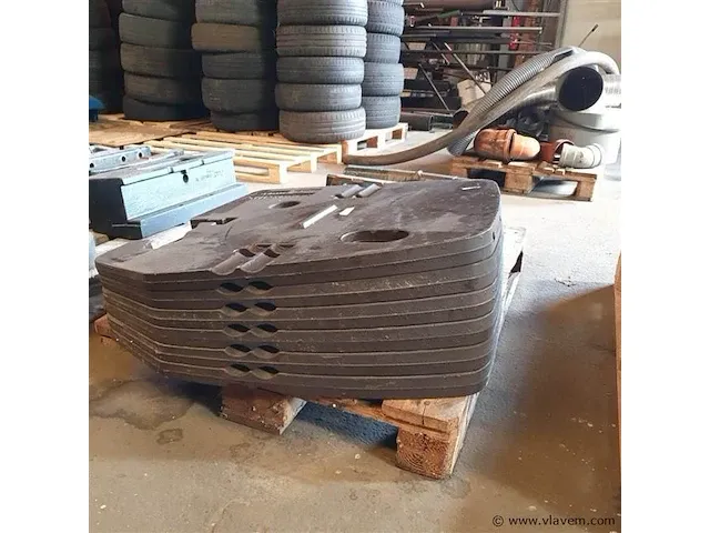 Gewichtplaten + blok voor tractor - afbeelding 6 van  6