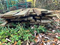 Gezaagde restjes in eiken planken - afbeelding 3 van  5