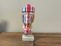 Gezicht van stilte ssshht h23cm wit trash - afbeelding 1 van  2