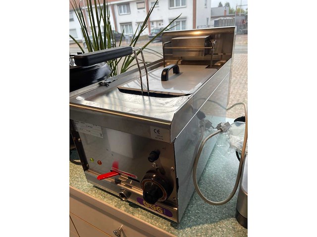 Ggg - 8 liter - friteuse - afbeelding 1 van  4