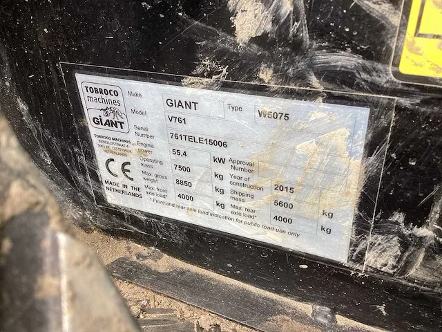 Giant - v761 - compact loader - 2015 - afbeelding 3 van  15