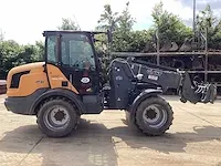 Giant - v761 - compact loader - 2015 - afbeelding 8 van  15