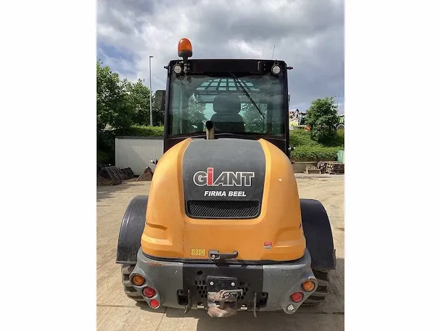 Giant - v761 - compact loader - 2015 - afbeelding 10 van  15