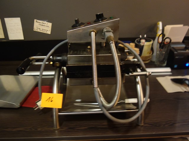 Gietijzer wafeltoestel - afbeelding 1 van  4