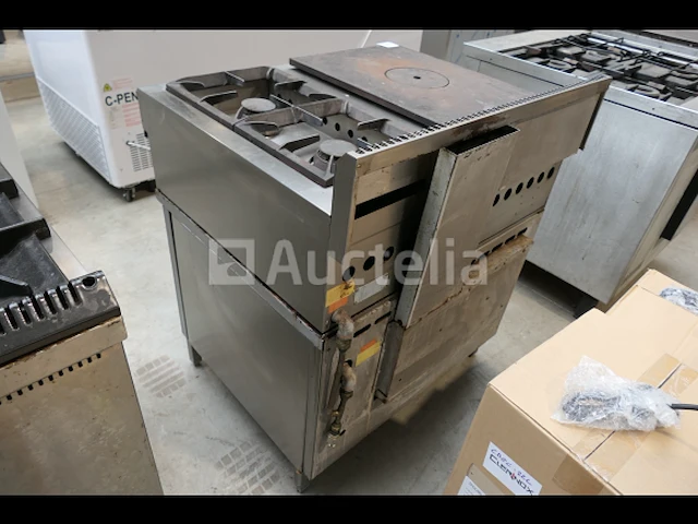 Gietijzeren kookplaat fornuis en 2 capic go805 gasuitlopen - afbeelding 11 van  13