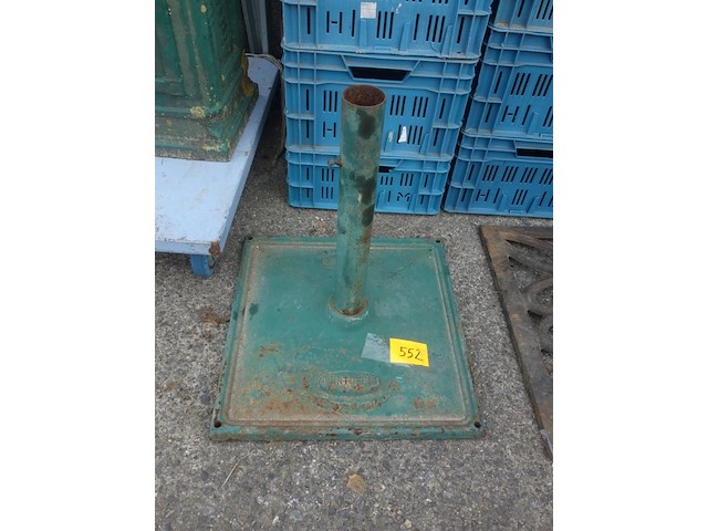 Gietijzeren parasolvoet portofino - afbeelding 1 van  1