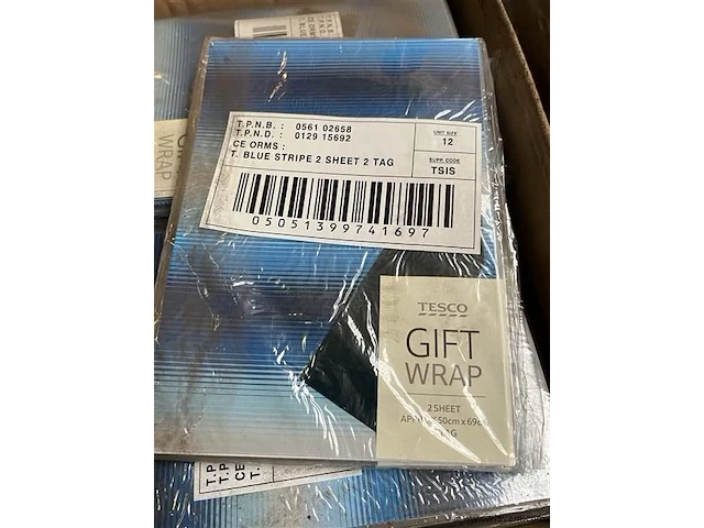 Gift wraps (inpakpapier) - afbeelding 1 van  4