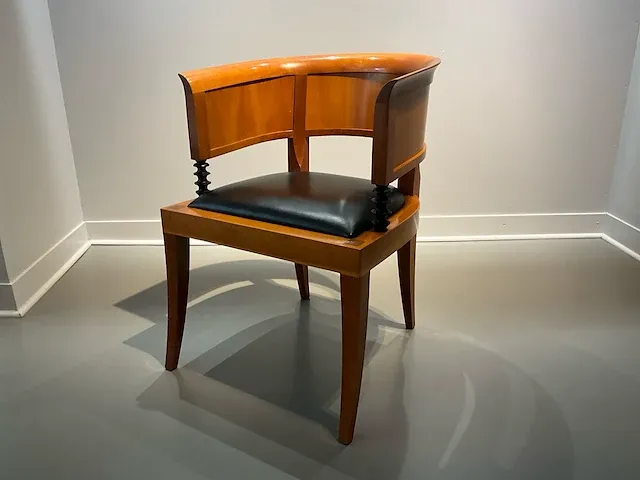 Giorgetti eetkamerstoel - afbeelding 1 van  6