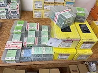 Gipsplaat schroeven en houtschroeven - afbeelding 1 van  5