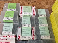 Gipsplaat schroeven en houtschroeven - afbeelding 4 van  5