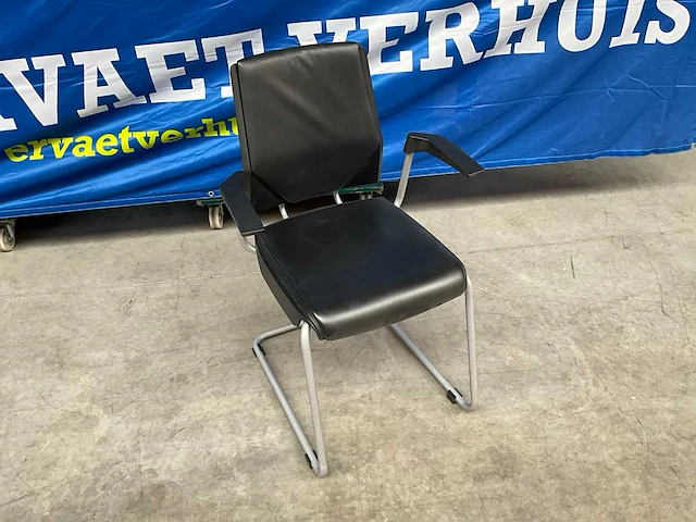 Giroflex design vergaderstoelen (17x) - afbeelding 1 van  8